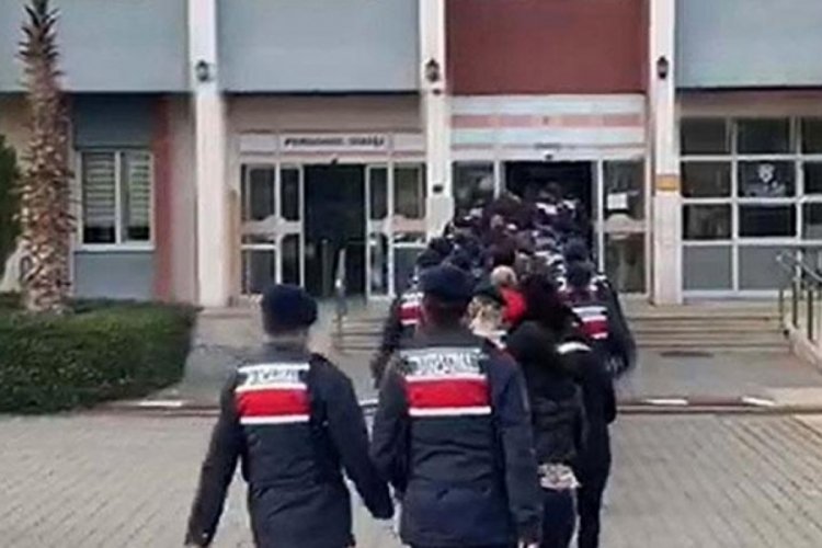 4 ildeki su&ccedil; &ouml;rg&uuml;t&uuml; operasyonunda 25 tutuklama