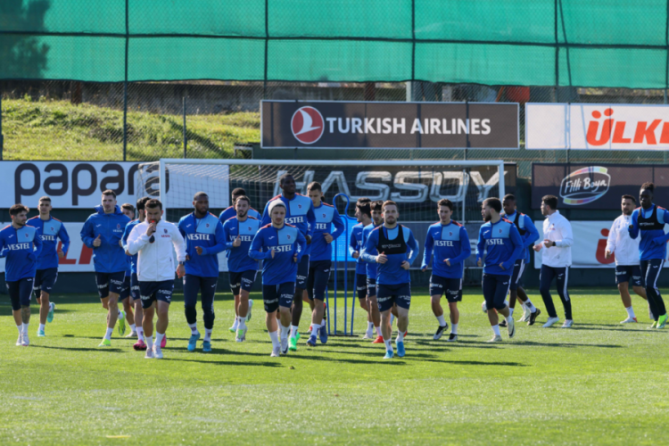 Trabzonspor'da hedef &uuml;st &uuml;ste 3. ma&ccedil;ını da kazanmak