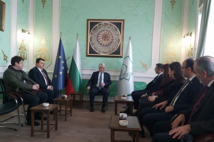 CHP Bursa Milletvekili &Ouml;zt&uuml;rk Sofya'da