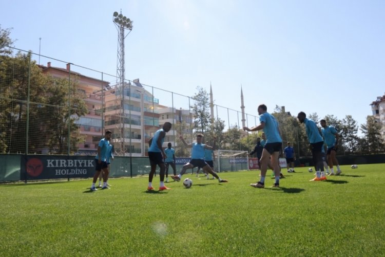 Alanyaspor'da Fatih Karag&uuml;mr&uuml;k ma&ccedil;ı hazırlıkları tamamlandı