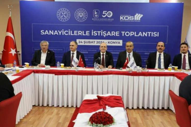 Bakan Şimşek sanayicilerle g&ouml;r&uuml;şt&uuml;