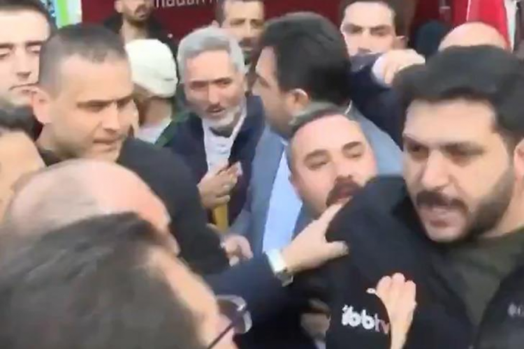 MHP İl&ccedil;e Başkanı ile İmamoğlu arasında gerginlik!