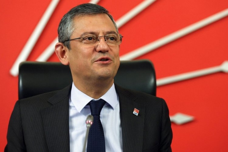 &Ouml;zg&uuml;r &Ouml;zel Bursa'ya geliyor!