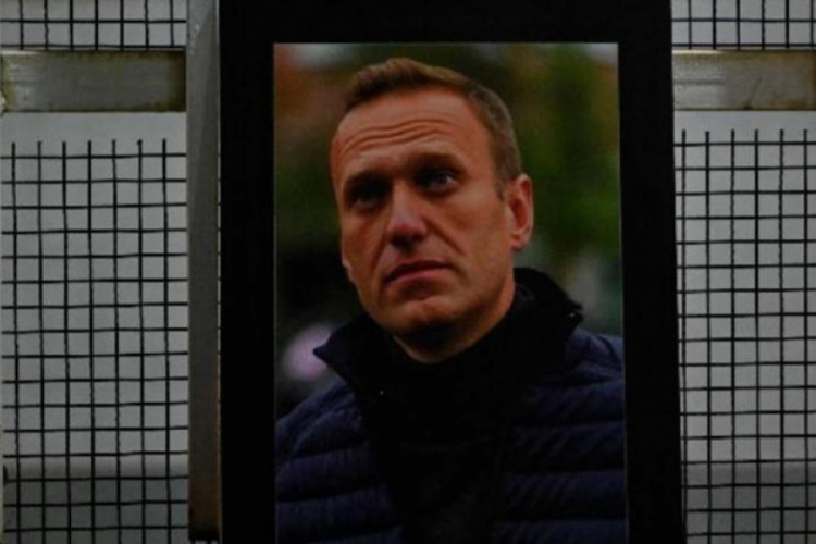 Navalny'nin &ouml;l&uuml;m&uuml; d&uuml;nya g&uuml;ndeminde