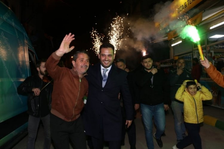 G&ouml;khan Din&ccedil;er Tirilye'de coşkuyla karşılandı