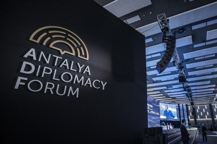 Antalya Diplomasi Forumu'na 20'den fazla devlet başkanı katılacak