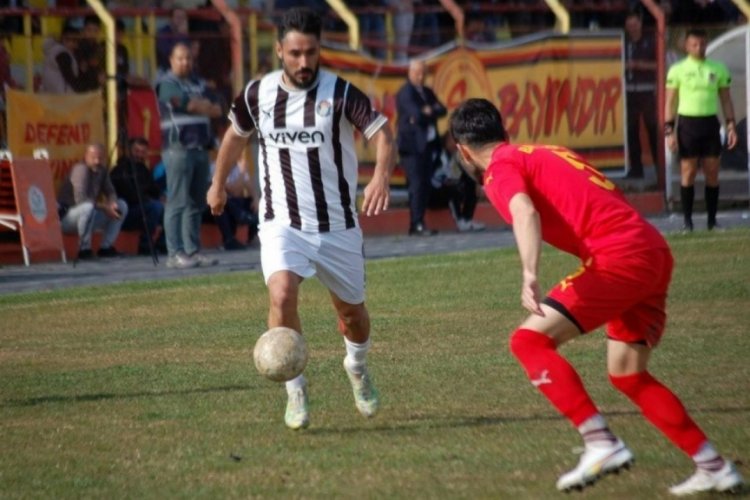Lig lideri &Ccedil;eşme Belediyespor deplasmanda 5-0 galip