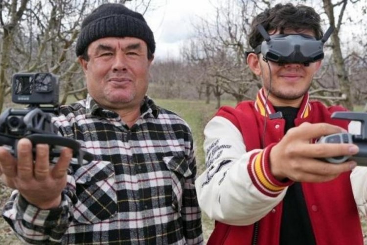 Antalya'da oğlunun yanına g&ouml;nderdiği drone b&uuml;y&uuml;k paniğe neden oldu