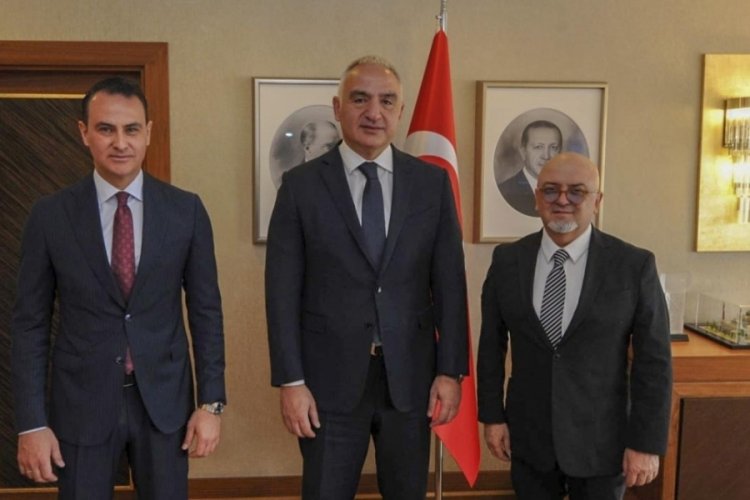 Bakan Ersoy yeni atanan genel m&uuml;d&uuml;rlerle bir araya geldi