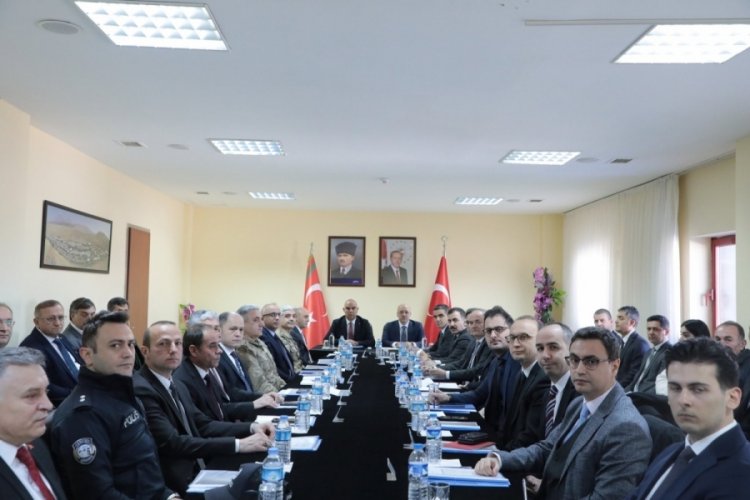 Ticaret Bakan Yardımcısı U&ccedil;armak, G&uuml;rbulak Sınır Kapısı'nda incelemede bulundu