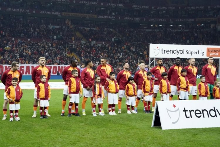 Galatasaray'da 4 değişiklik