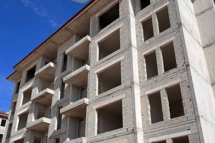 Malatya'da &ccedil;alıştığı inşaatın &ccedil;atısından d&uuml;şen iş&ccedil;i &ouml;ld&uuml;