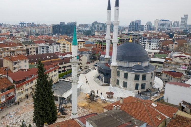 Bursa'da yıkılan okulun yerine yapılan camii inşaatı tamamlandı