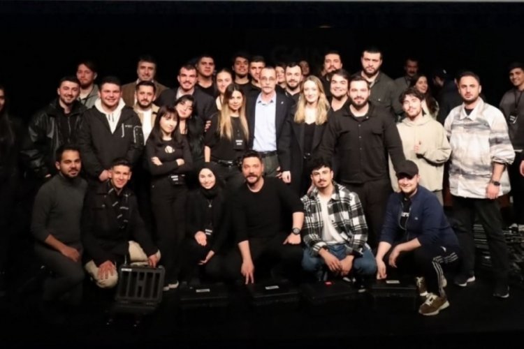 CHP Belediye Başkan Adayı Beşik&ccedil;ioğlu'nun ikramı g&uuml;ndem oldu!