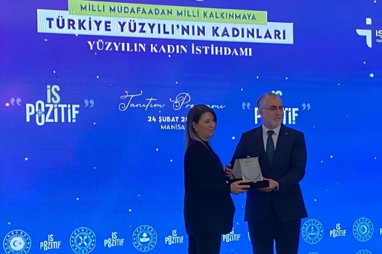 Kadın istihdamına desteğe, plaket verildi