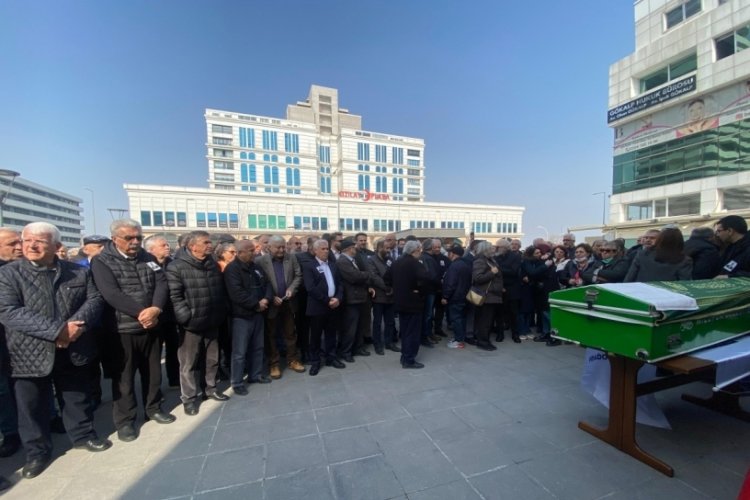 &Ouml;nceki d&ouml;nem Bursa MMO başkanı D&uuml;ş&uuml;nceli'ye anma t&ouml;reni d&uuml;zenlendi