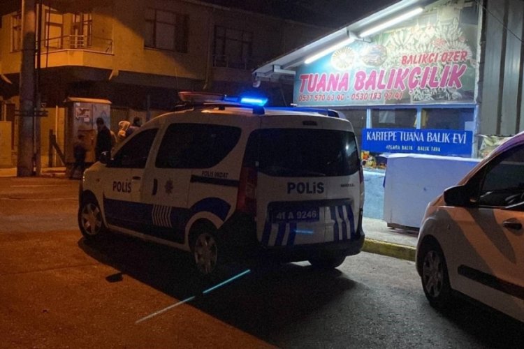Kocaeli'de belindeki tabanca ateş alınca yaralandı