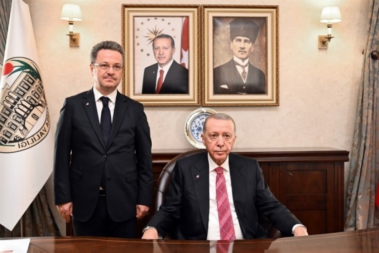 Cumhurbaşkanı Erdoğan Vali &Uuml;nl&uuml;'y&uuml; ziyaret etti