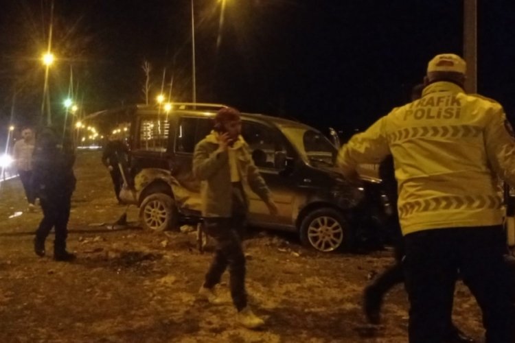 Siirt'te hafif ticari ara&ccedil; ref&uuml;je girdi