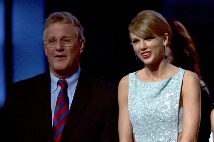 Taylor Swift'in babası konser sonrası fotoğraf&ccedil;ıyı yumrukladı iddia edildi