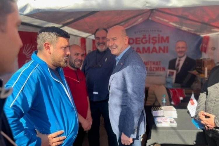 S&uuml;leyman Soylu, CHP standını ziyaret etti