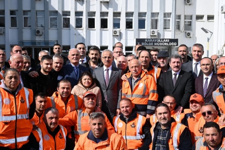 Bakan Uraloğlu: Hızlı tren ağı Karadeniz'e ulaşıyor