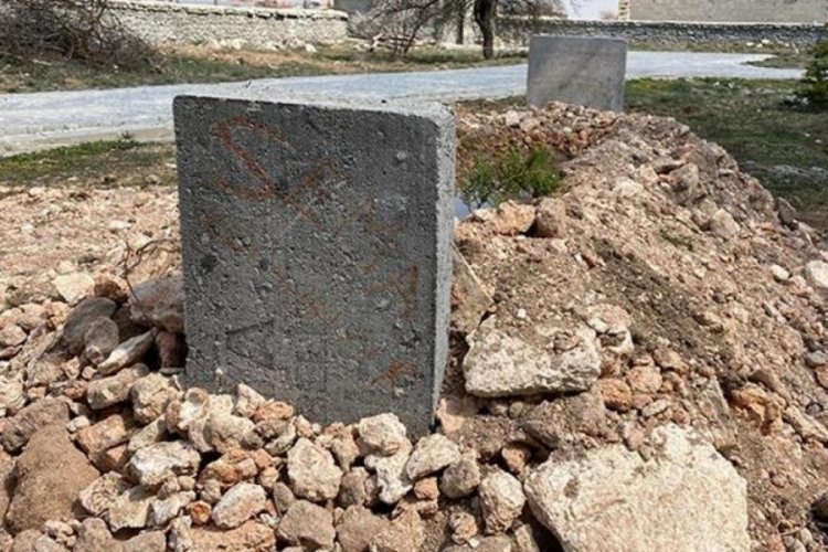 3 yaşındaki kızını &ouml;ld&uuml;r&uuml;p, kendi boğazını kesen anne i&ccedil;in 3. 'akıl sağlığı' raporu istendi