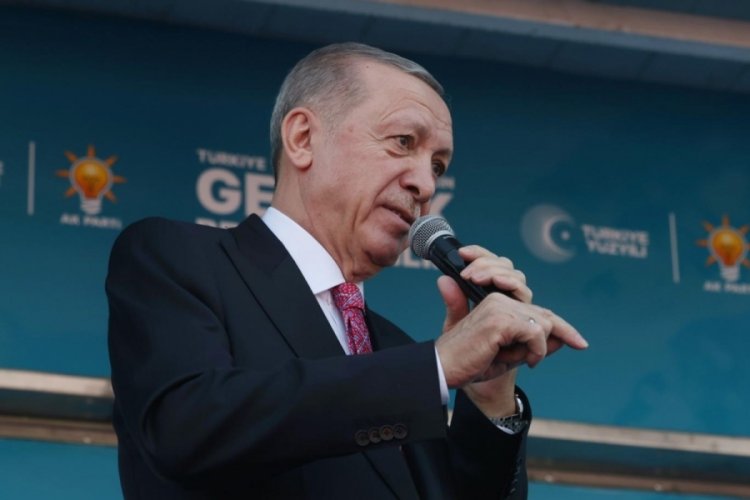 Erdoğan'dan vatandaşa: Delikanlı &ouml;nce dinlemesini &ouml;ğren