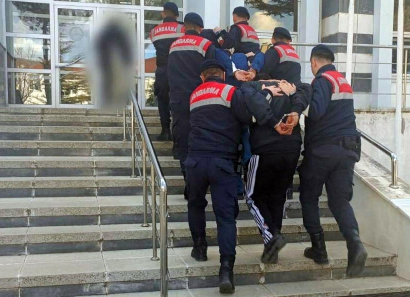 Yozgat'ta tamir i&ccedil;in eve &ccedil;ağırıp, zorla 1 milyon liralık senet imzalattılar