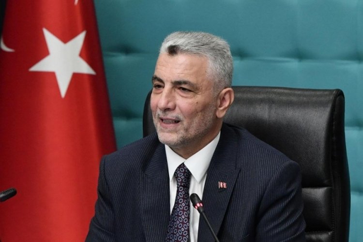 Bakan Bolat: Dış ticaret a&ccedil;ığındaki d&uuml;ş&uuml;ş eğilimi s&uuml;rmektedir
