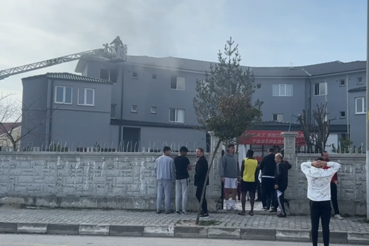 Boluspor'un altyapı tesislerinde yangın &ccedil;ıktı