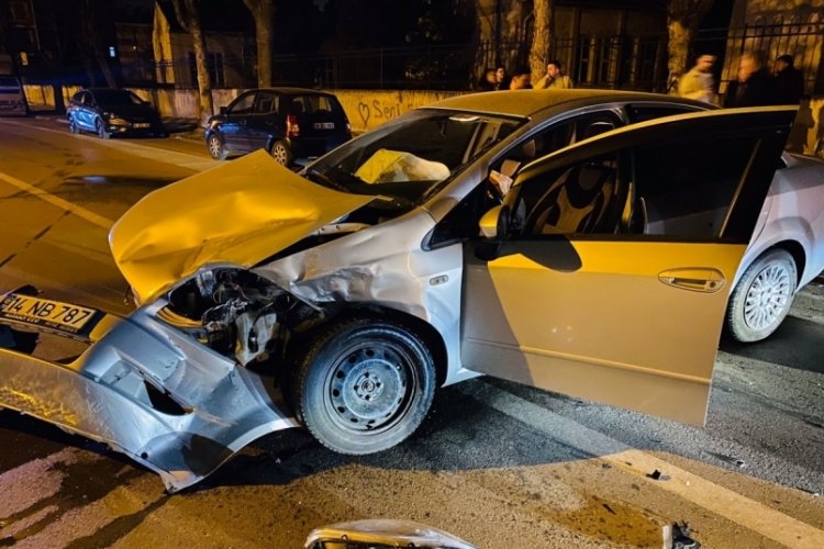Bolu'da otomobil ile cip &ccedil;arpıştı