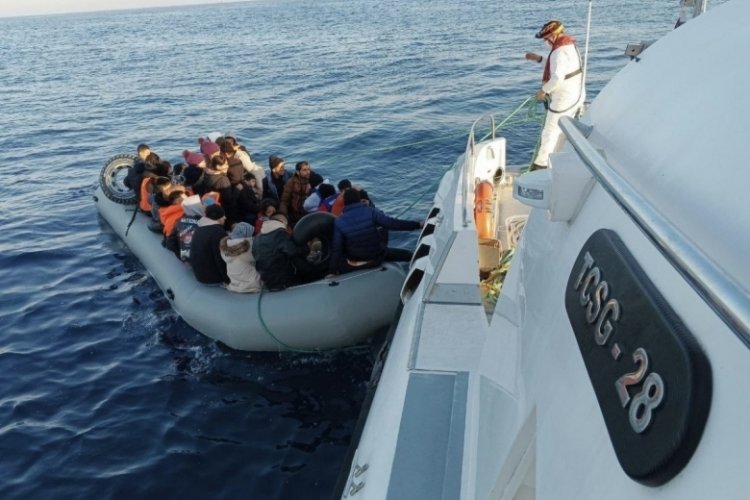 &Ccedil;anakkale'de 22'si &ccedil;ocuk, 46 ka&ccedil;ak g&ouml;&ccedil;men yakalandı