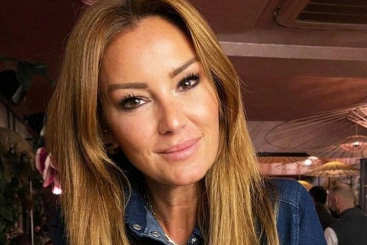Pınar Altuğ'un parti bayraklarına isyanı!