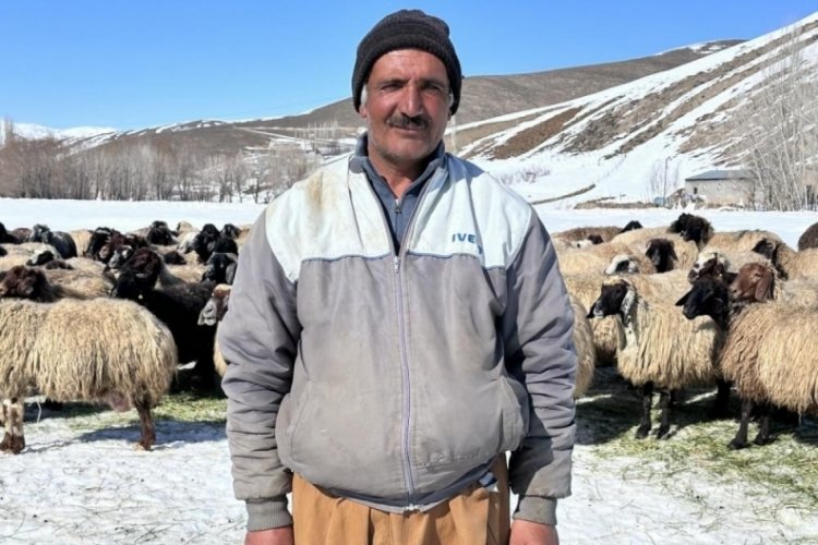 Hakkari'de 40 bin TL'ye &ccedil;alışacak kimseyi bulamayınca İran'dan getirdiler