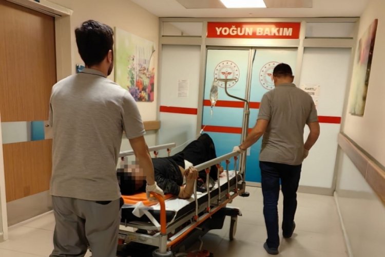Bursa'da 15 yaşındaki &ccedil;ocuğun &uuml;zerine keresteler d&uuml;şt&uuml;! &Ccedil;ocuğun bacağı par&ccedil;alandı