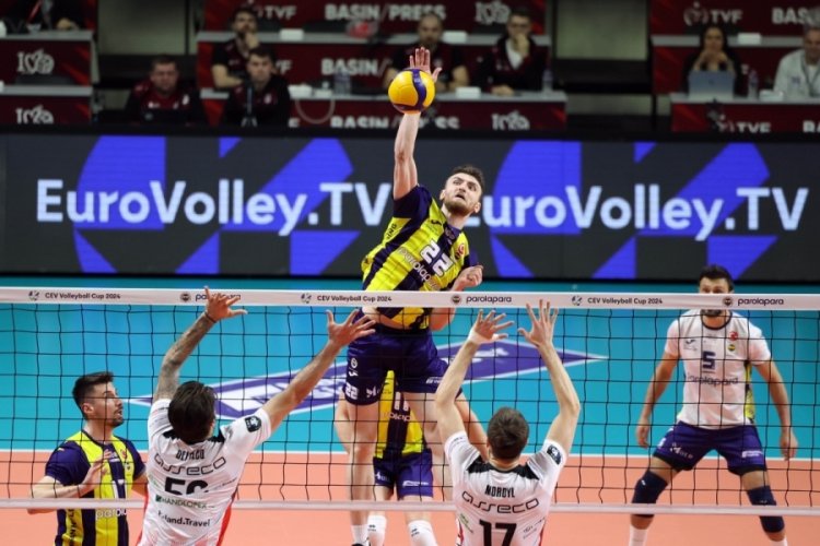 Fenerbah&ccedil;e, CEV Cup'a veda etti