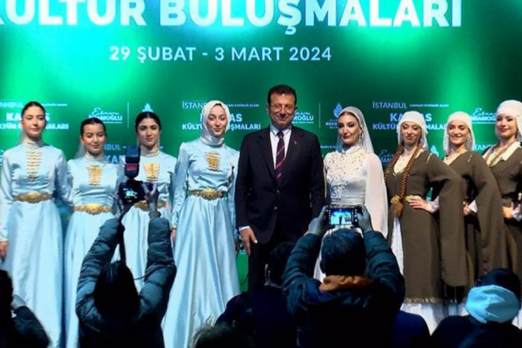 Ekrem İmamoğlu, Kafkas K&uuml;lt&uuml;r Buluşmalarına katıldı