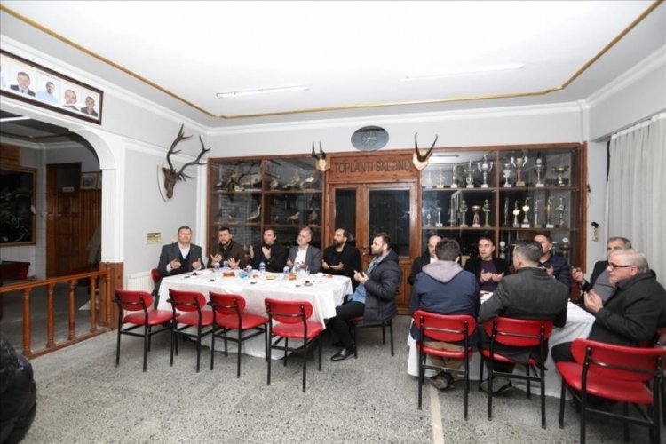 Bursa'da 'Bereket Sofrası' &Ccedil;ardak Camide kuruldu