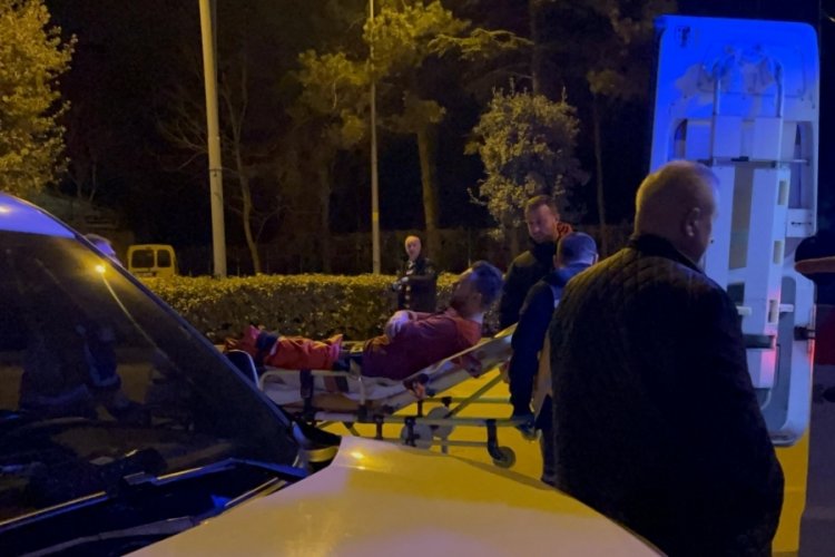 Bursa'da silahla oynarken kendini vurdu!