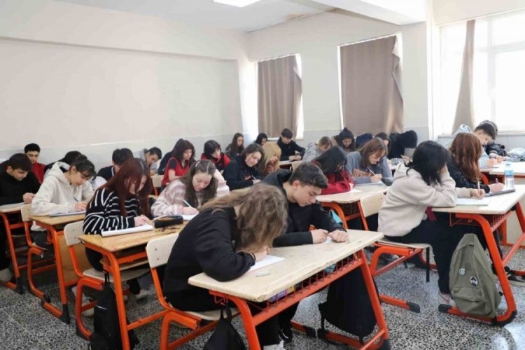 Bursa'dan Van'a mektup kardeşliği 3. yılında