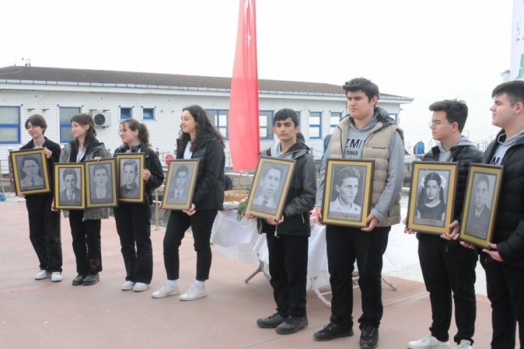 &Uuml;sk&uuml;dar Vapuru faciasında yaşamını yitiren 392 kişi anıldı