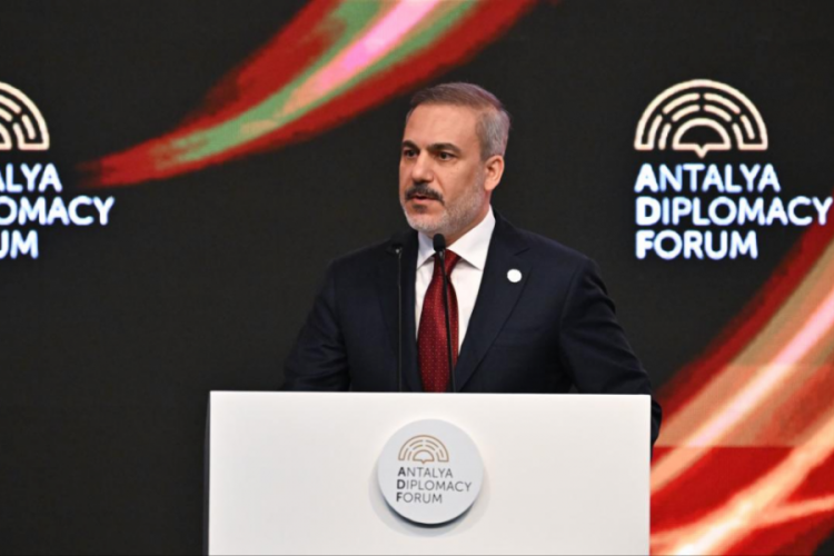 Bakan Fidan'dan Antalya'da diplomasi trafiği