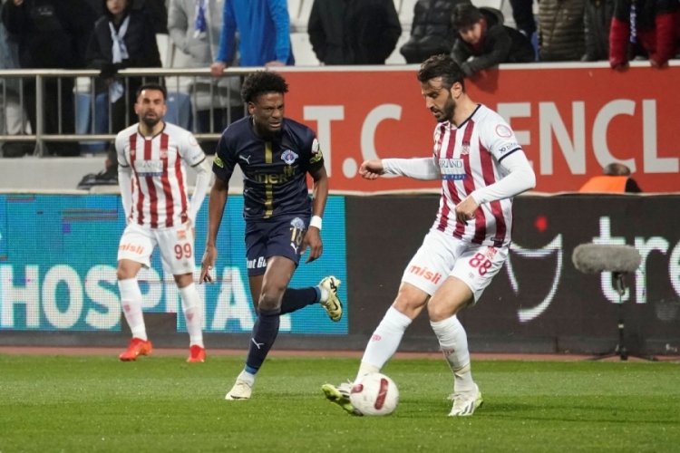 Kasımpaşa Sivasspor ile 0-0 beraber kaldı