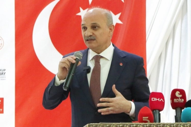 Saadet Partisi'nden tepki &ccedil;eken 'Pembe Metrob&uuml;s' a&ccedil;ıklaması