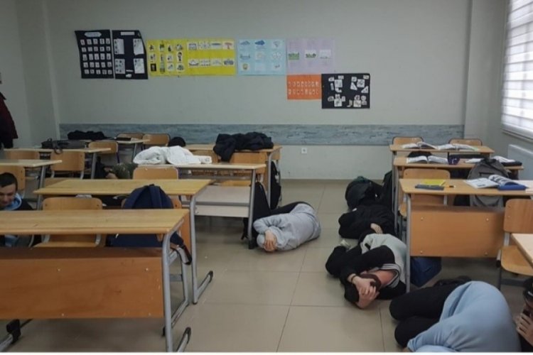 Kırklareli'de lisede deprem tatbikatı