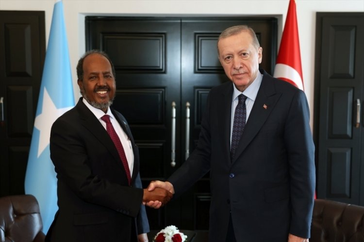 Cumhurbaşkanı Erdoğan, Somali Cumhurbaşkanı ile g&ouml;r&uuml;şt&uuml;