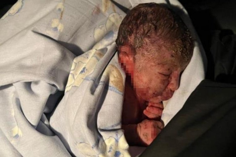 Bir evin bah&ccedil;esinde yeni doğmuş bebek bulundu