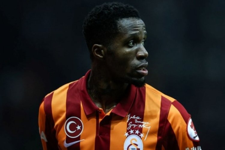 Derbi &ouml;ncesi Wilfried Zaha'dan Galatasaray'a k&ouml;t&uuml; haber