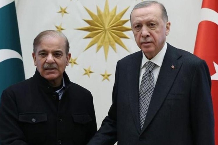 Cumhurbaşkanı Erdoğan ile Pakistan Başbakanı Şahbaz Şerif g&ouml;r&uuml;şt&uuml;!